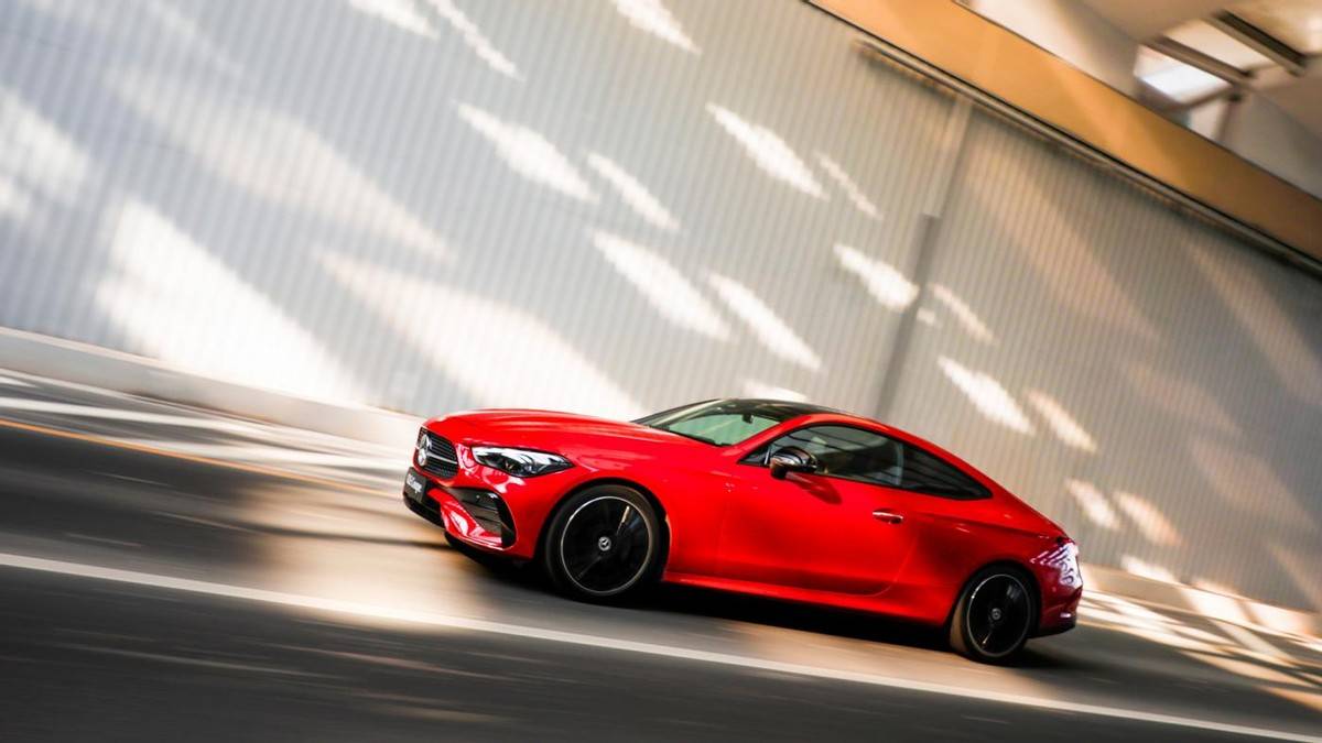 至美心动:优雅与运动交织的轿跑型格北京梅赛德斯-奔驰销售服务有限