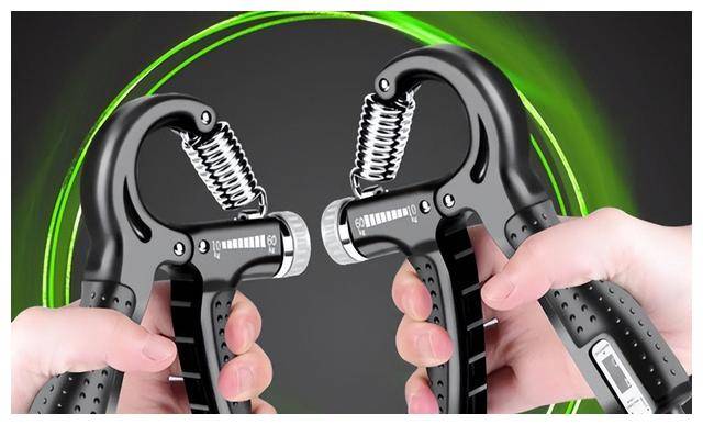 原创发现握力器的危害保护自己正确锻炼了解你当下受害人数