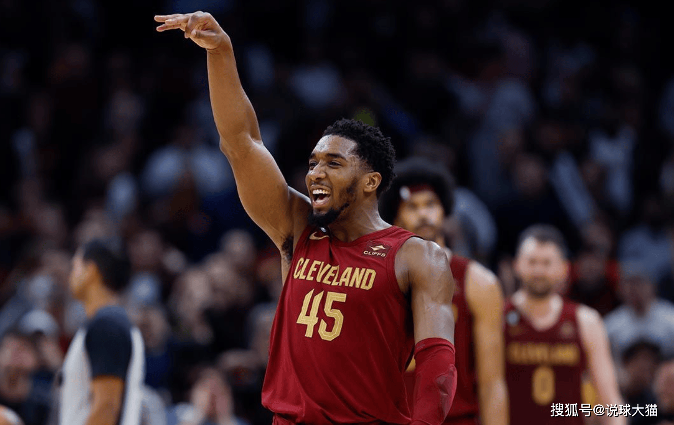 单赛季三分最多球员:勇士库里,湖人水拉,火箭哈登,骑士呢_命中_1_nba