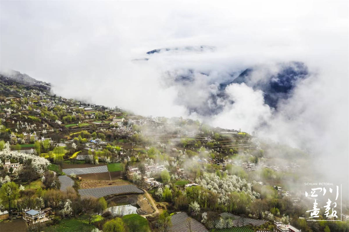 画报news丹巴全域全季旅游营销打造县域文旅融合新样板
