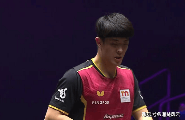 爆大冷西蒙高茨战胜邱党17逆风翻盘大涨士气男单16强产生