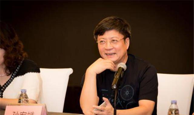 原创孙宏斌19岁武大毕业被老板送进监狱出狱和老板握手言和