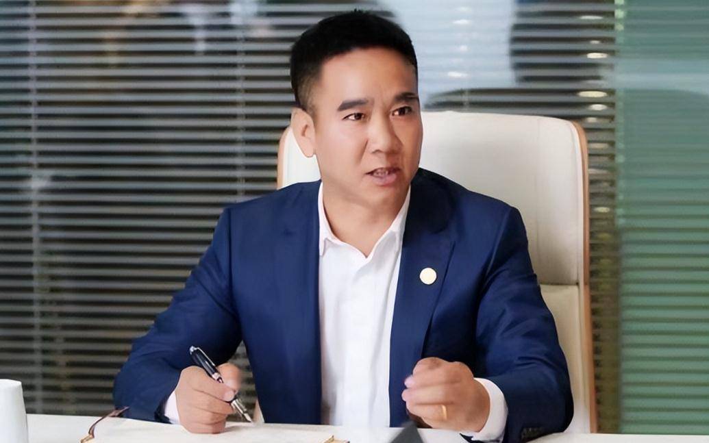 申通创始人25岁遭车祸离世妻子改嫁司机套现146亿后成功离场