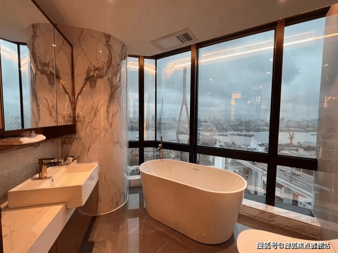 网站>楼盘详情>24小时热线电话2024-03-281147>发布于:>浙江省> real