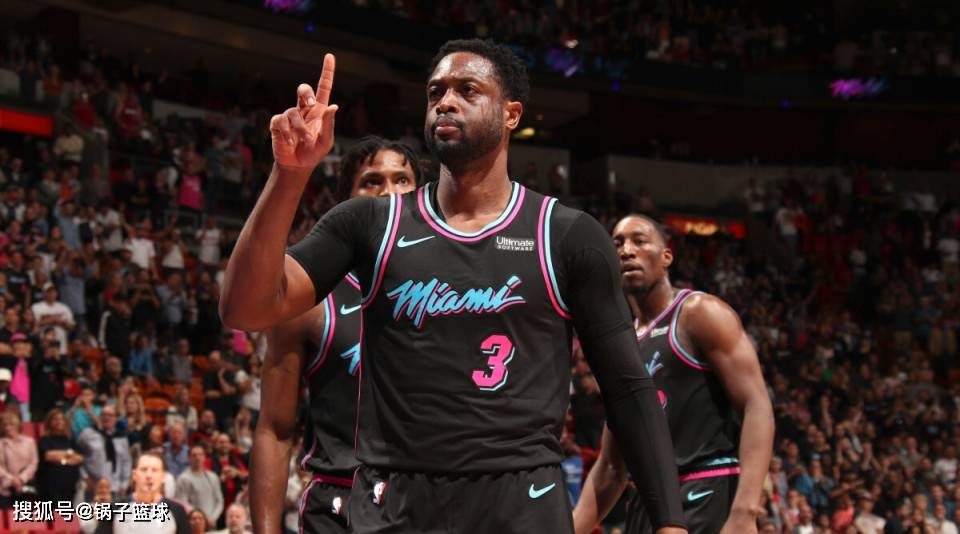 每年仅赚取40万美元,远低于安东尼的6年2100万和詹姆斯的7年9000万