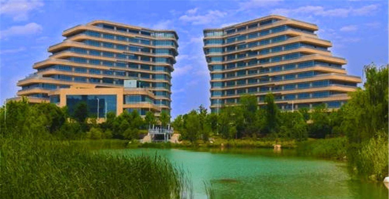 安徽一座美丽大学,实力强劲不亚清华北大,环境优美仿若花园_合肥市