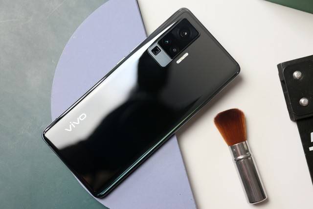 告别盲目跟风,掌握手机选购秘诀,全新思维为你导航_品牌_技术_vivo