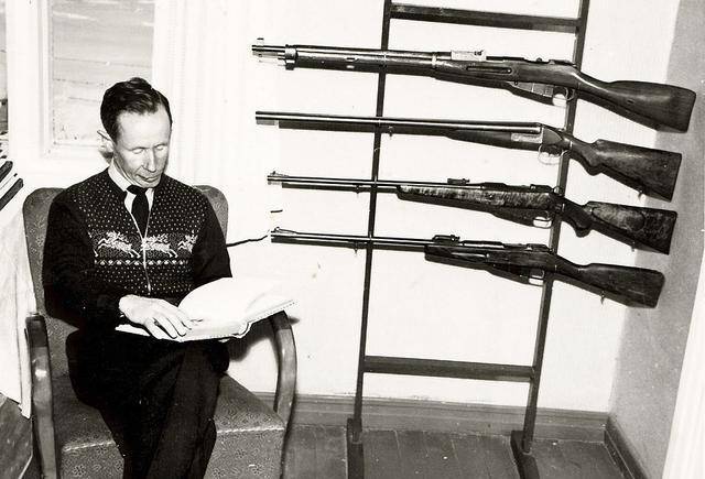 后被命中头部,缺半张脸存活到97岁_西蒙·海耶_芬兰_狙击手