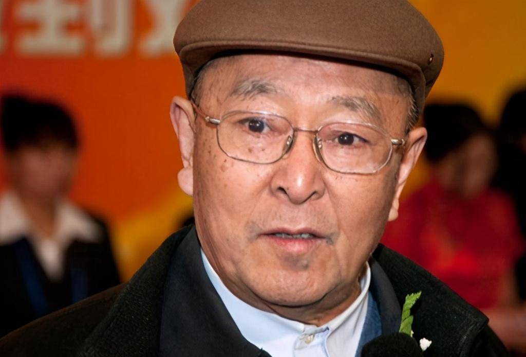 影帝变成"儿子奴儿子起名叫"王蔚平",顾名思义,王铁生夫妻二人想要将