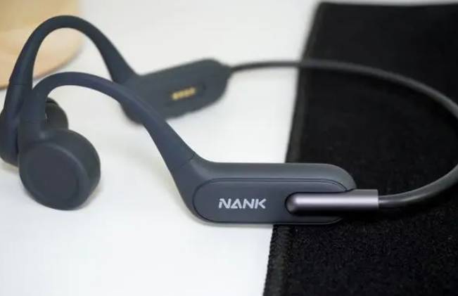 水下蓝牙耳机哪个好？四款热门游泳训练水下耳机强力推荐！