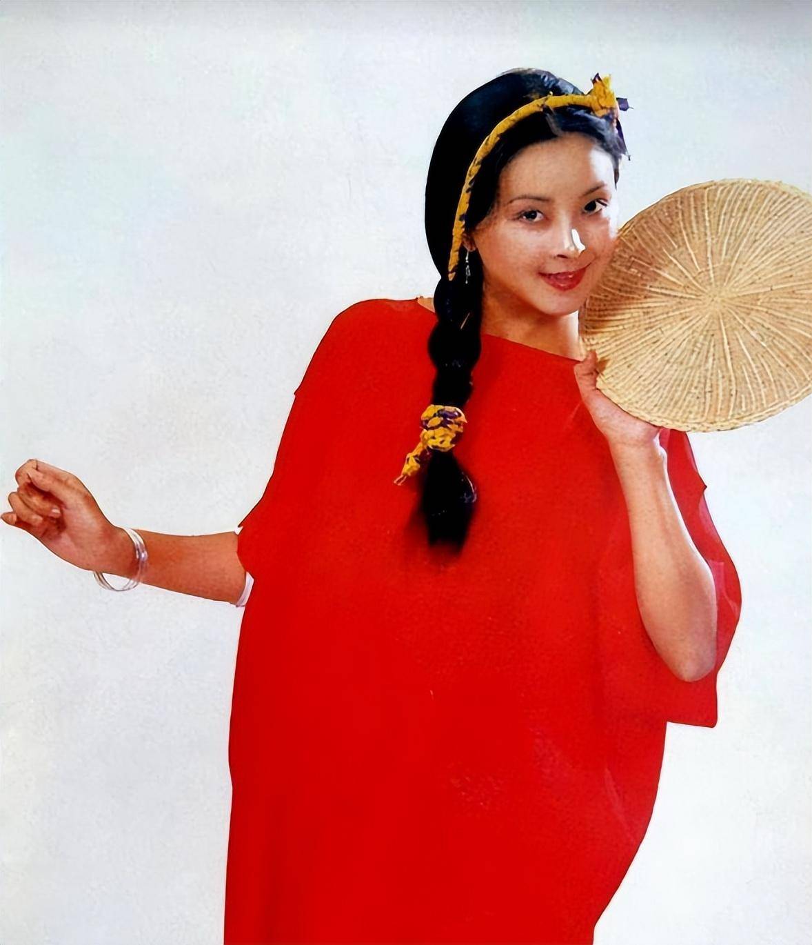 原创她在生命最后时刻执意包机从美回国5天后在故土安详离去