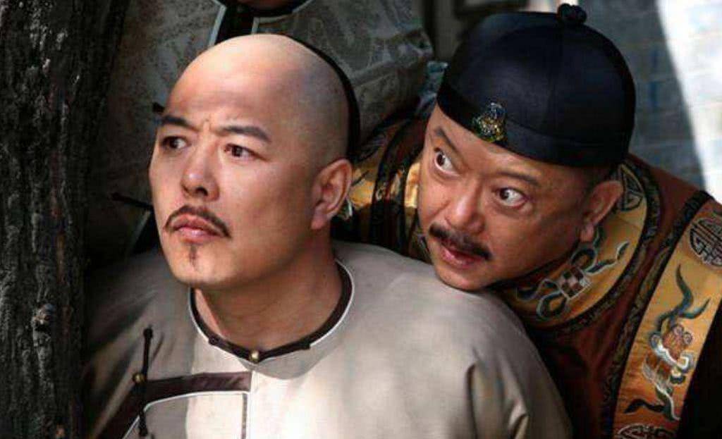 听乾隆遗嘱,执意赐死和珅并抄家,为何15年后追悔莫及_贪官_钱财_皇帝