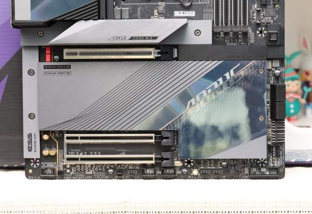 顶级diy发烧友装机首选技嘉超级雕z790aorusmaster主板体验