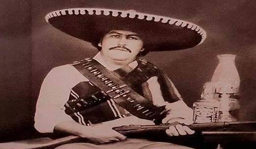 近代史上的世界毒王:拥兵4万余人,跻身世界七大富豪_巴勃罗·_麦德林