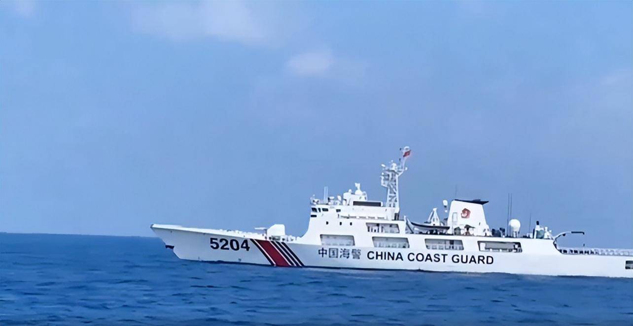 菲律宾继续玩火34人强登铁线礁中国海警迅速出手渔民也立功