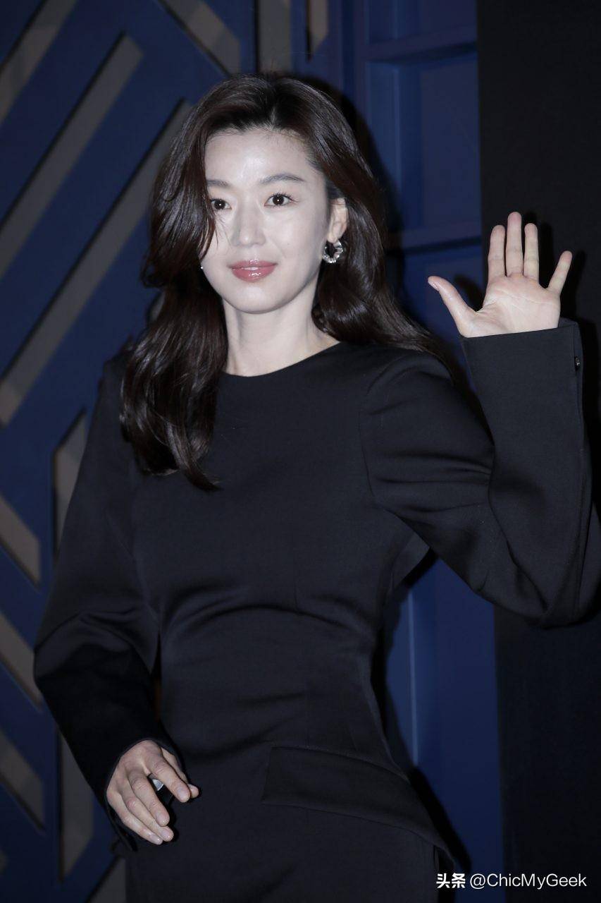 原创破天荒华丽卡司全智贤姜栋元合作新剧演间谍情侣