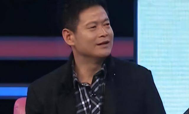 1996年,欧洲姑娘嫁山东小伙,养鸡致富,培养双胞胎女儿北影毕业_邓忠