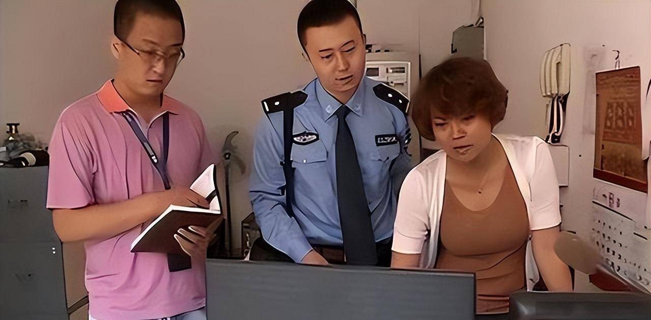 第一时间,警方再次锁定彭玉龙与沈某,对他们二人进行了第二次问话.