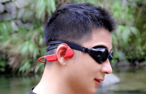 水下蓝牙耳机哪个好？四款热门游泳训练水下耳机强力推荐！