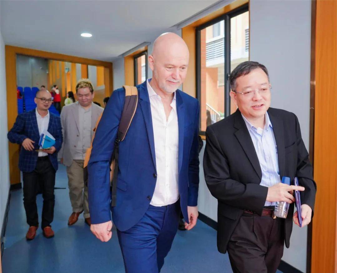 大湾区产教融合研究院,东莞市社科名家数字经济工作室承办,香港中文