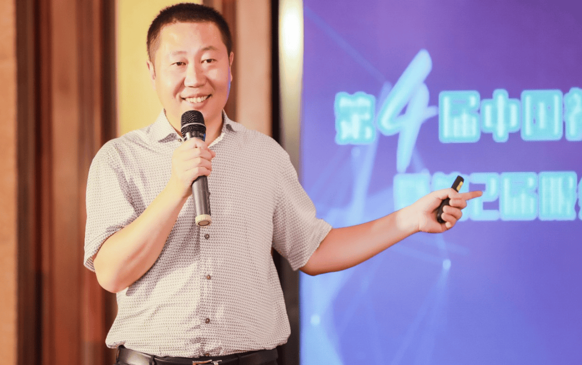 创作者
            开烧烤店今年赚了40多亿元，帮服务生赚数千万，帮好兄弟赚数千万(图2)