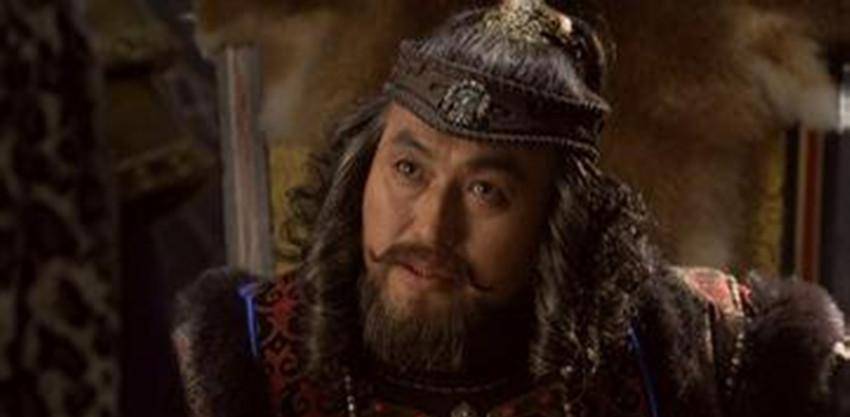 他们不再满足于京城的财物,始毕可汗本身就非常贪婪,他不断地找各种