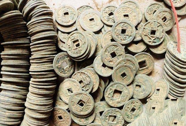 原创在古代为何铜钱能使用上千年一直不受朝代的限制