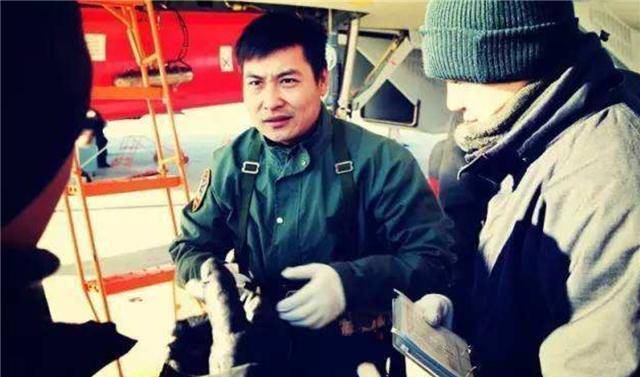 原创张超牺牲时年仅29岁女儿才刚学会叫爸爸如今现状如何