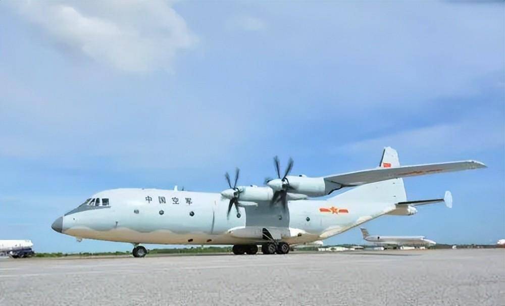 中国研制运40,独创颠覆技术,4发涡扇40暴力推进,600吨全球最强_运输机