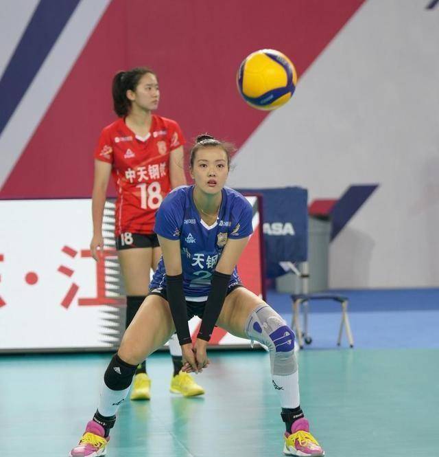 全队大名单为:1号杨雯锦;2号张常宁;3号周馨忆;4号王雨琦;5号魏雨欣;6