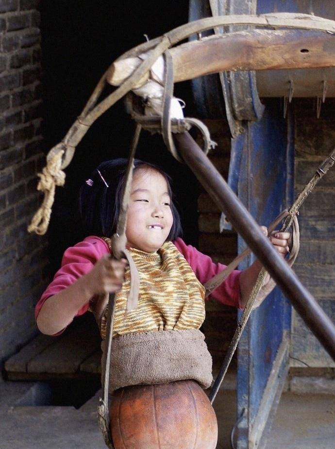 原创4岁被截肢的篮球女孩靠半截身躯斩获冠军如今怎么样了