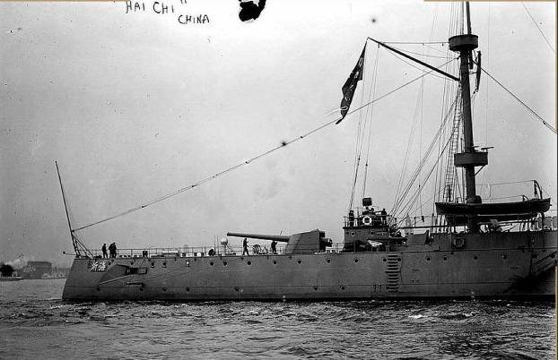 但是就是这段黑暗的历史里,还有一丝光明照射人间.