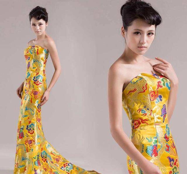 然而在古代却不是这样的,数千年的历史上,我国古代衣服服饰的变化也并