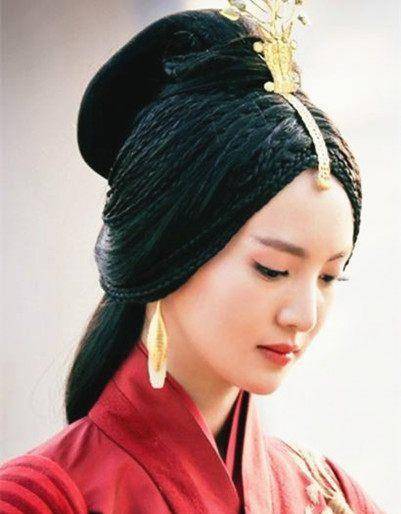 千年昔故,浸遍了虞美人花红色的娇颜,唱罢了《虞美人》词惆怅的凄婉.