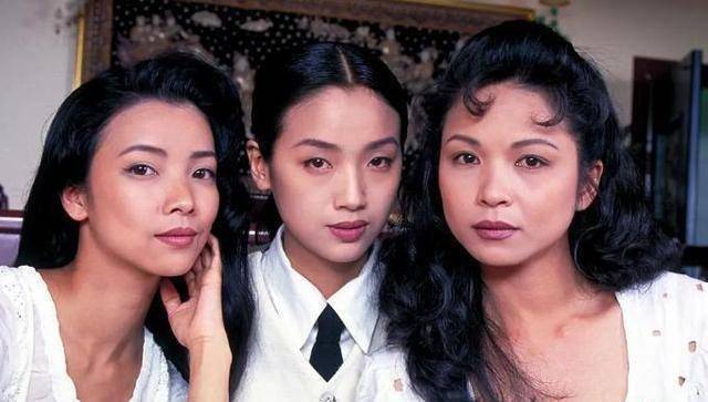 逊漂流记》,但在金马39的女配竞争中,输给了《男人四十》的林嘉欣终于