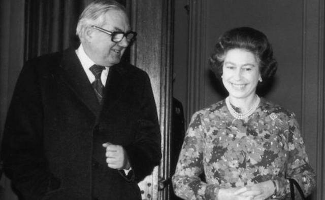 原创英国女王和历任首相的私人关系究竟是怎么样的呢