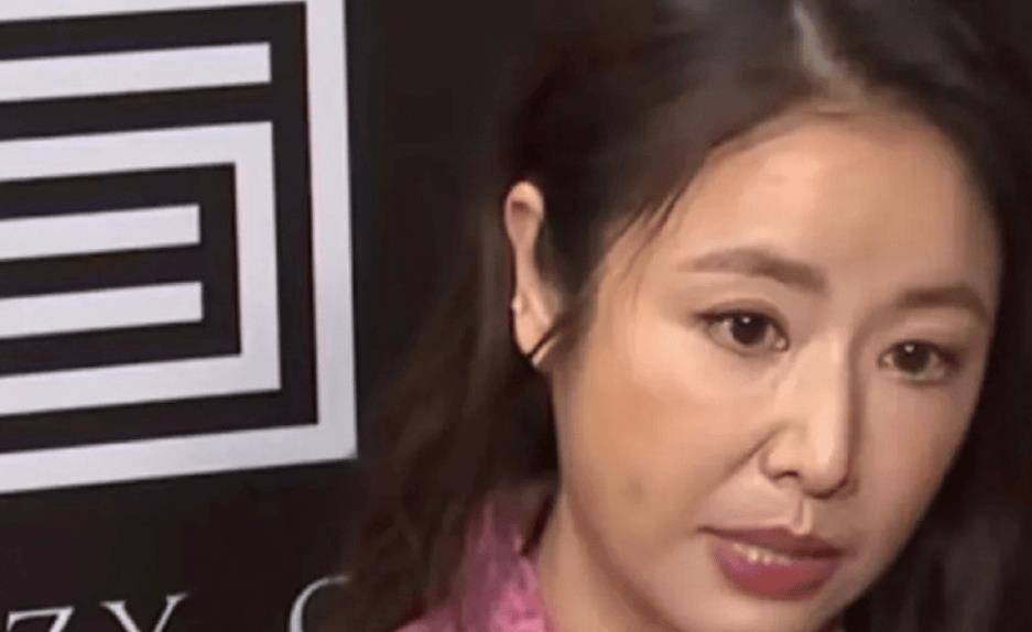 48岁林心如和50岁王艳的生图,治好了我的容貌焦虑_年龄_感觉_状态