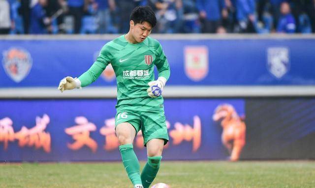 国奥三将脱队成耀东终妥协赢掌声回归俱乐部锻炼更有价值
