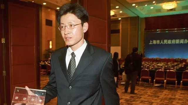 他骗11亿研究经费,让中国芯片技术停滞13年发展,最终出逃美国_陈进_汉