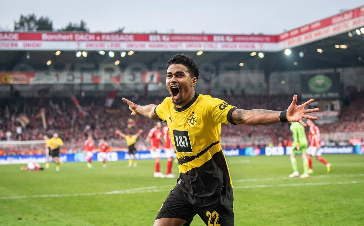 原创多特蒙德夏季大甩卖罗伊斯胡梅尔斯等功勋离队