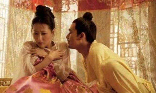 原创皇帝深夜召见亲姑姑次日被太监抬出姑父怒道我必杀你