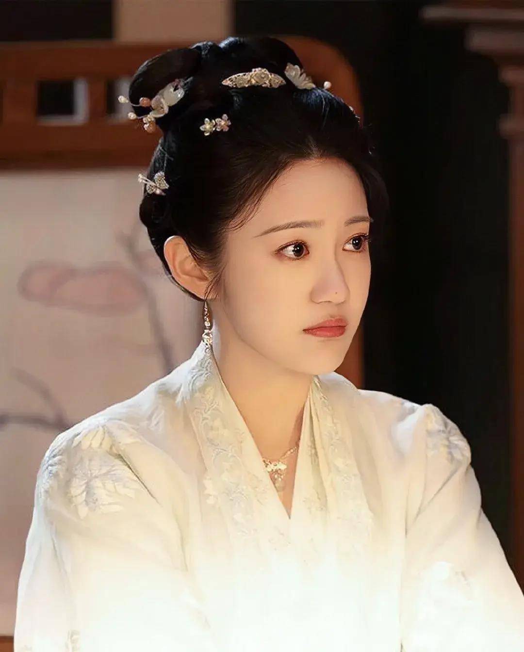 原创演完南来北往演别对我动心她从年代剧美女爆改乖巧甜妹