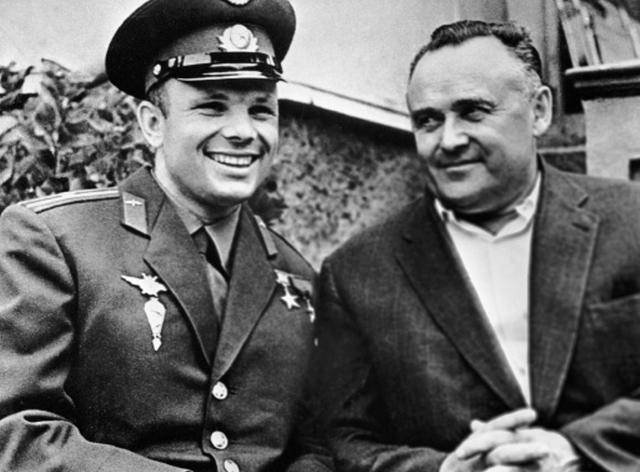 名德国战犯,自信科技无敌,苏联笑了,放出个"囚犯"_科罗_廖夫_布劳恩