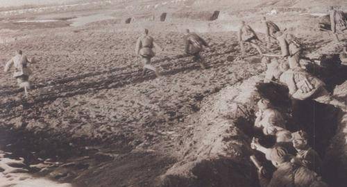 原创比孟良崮战役还惨的一场战斗整个村庄夷为平地一个团被吓投降