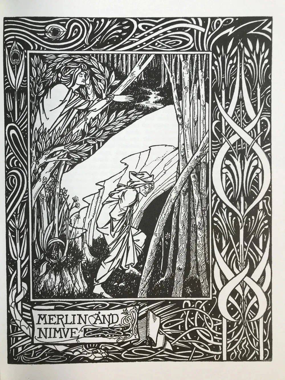 从《亚瑟王之死》看西方人的"三纲五常"