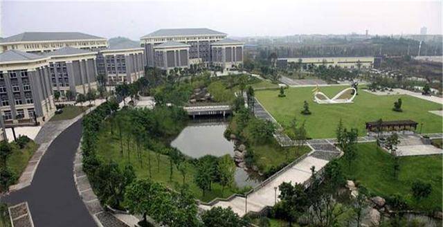 重庆壁山大学图片