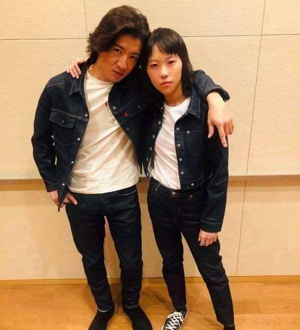 通过这个也说明,木村对王菲,只是戏中人的情,不是现实.