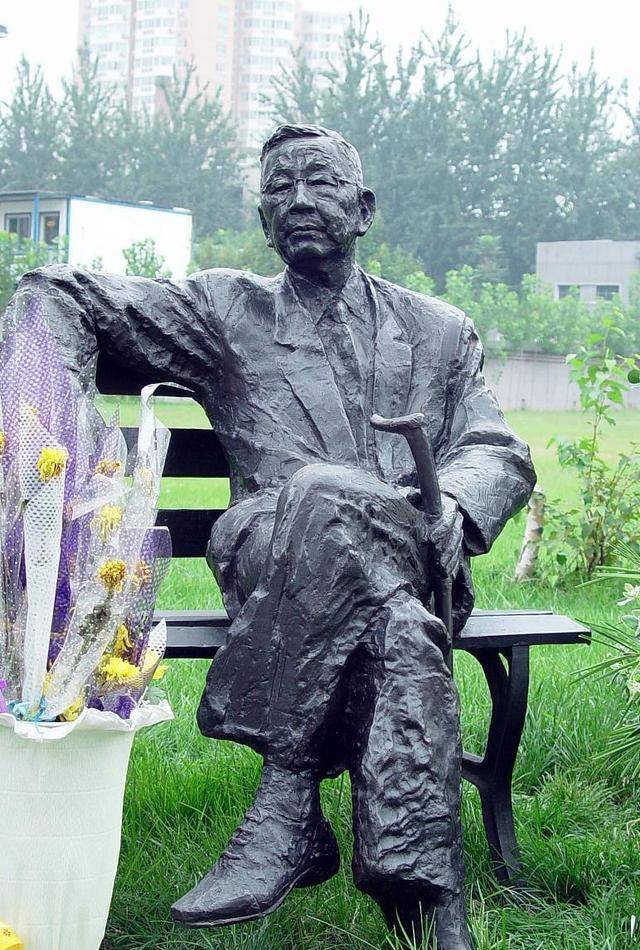 原创老舍笔下的遗风陋俗前行之碍与精神重负