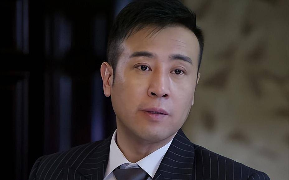 原创著名演员于和伟我这辈子最正确的决定就是娶了一个平凡的妻子