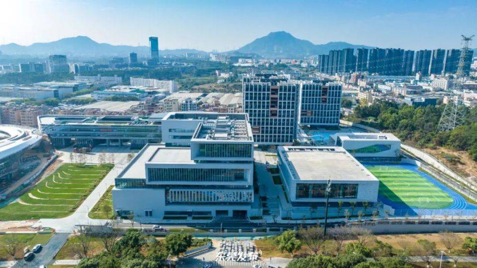 原来松山湖把影响世界的基因悉数藏在了这里